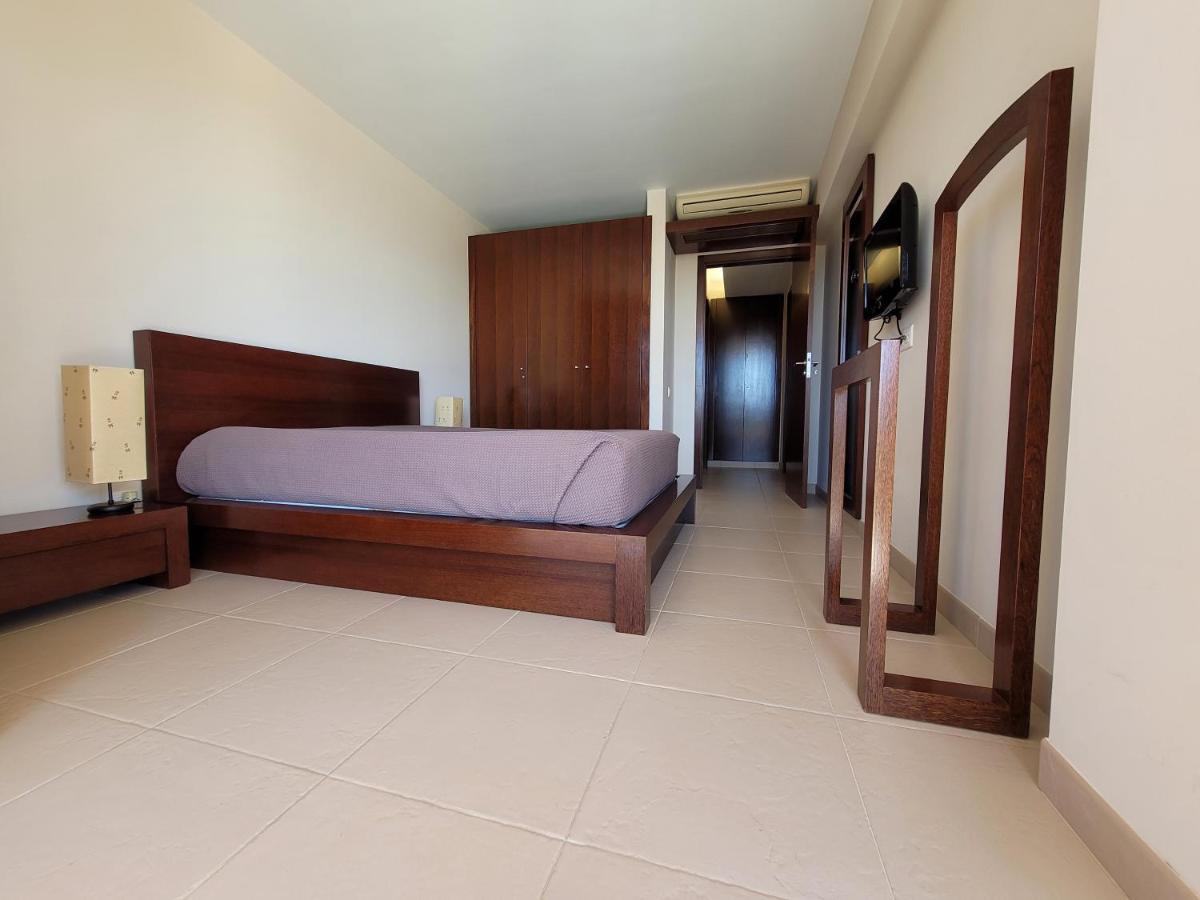 Apartamento T1 Herdade Dos Salgados アルブフェイラ エクステリア 写真